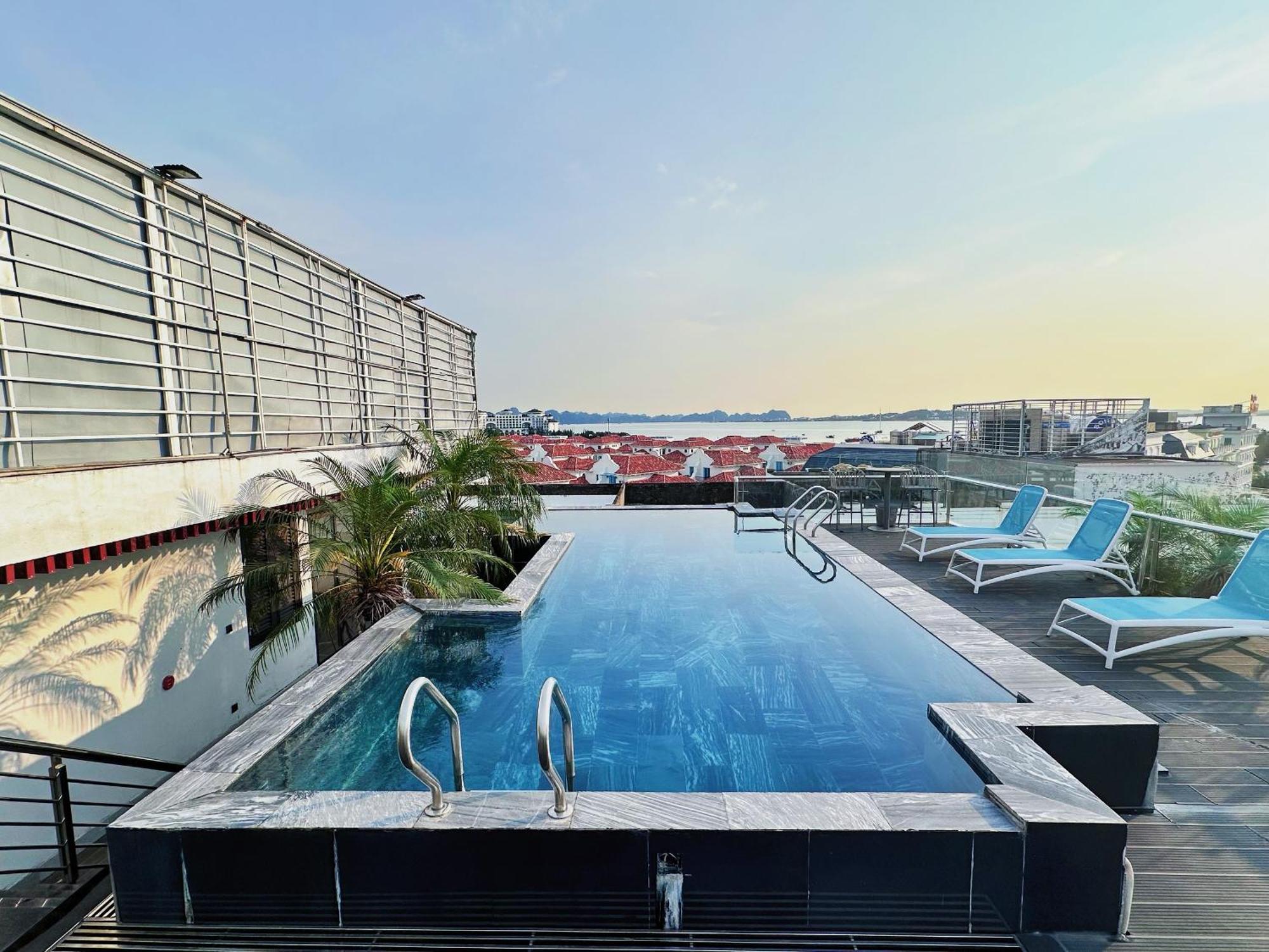Green Suites Hotel Ha Long Eksteriør billede